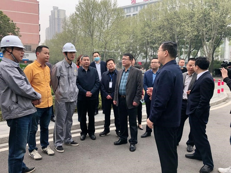 陳閣輝、胡流芳一行到岳州花園項目檢查指導工作