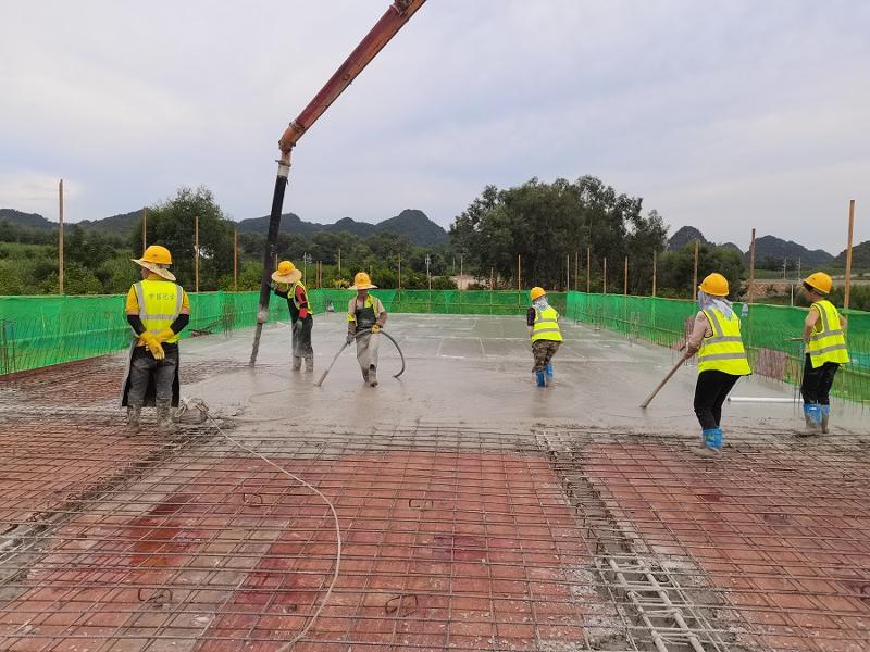 市政公司中泰崇左產業園供水工程（二期）項目主體結構封頂